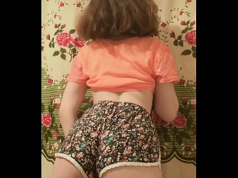 ❤️ orok ngora seksi stripping off kolor nya dina kaméra ❤️ porno homemade di urang ❌️❤