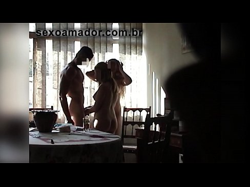 ❤️ Babaturan séks ngajak saurang lalaki raksasa sareng tiluan sareng anjeunna ❤️ porno homemade di urang ❌️❤